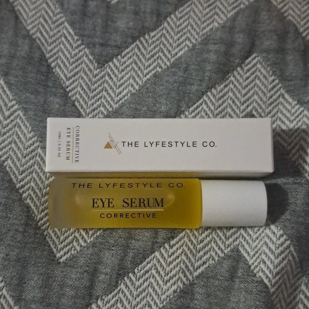 The Lifestyle Co Corrective Eye Serum - Picture 5 of 6